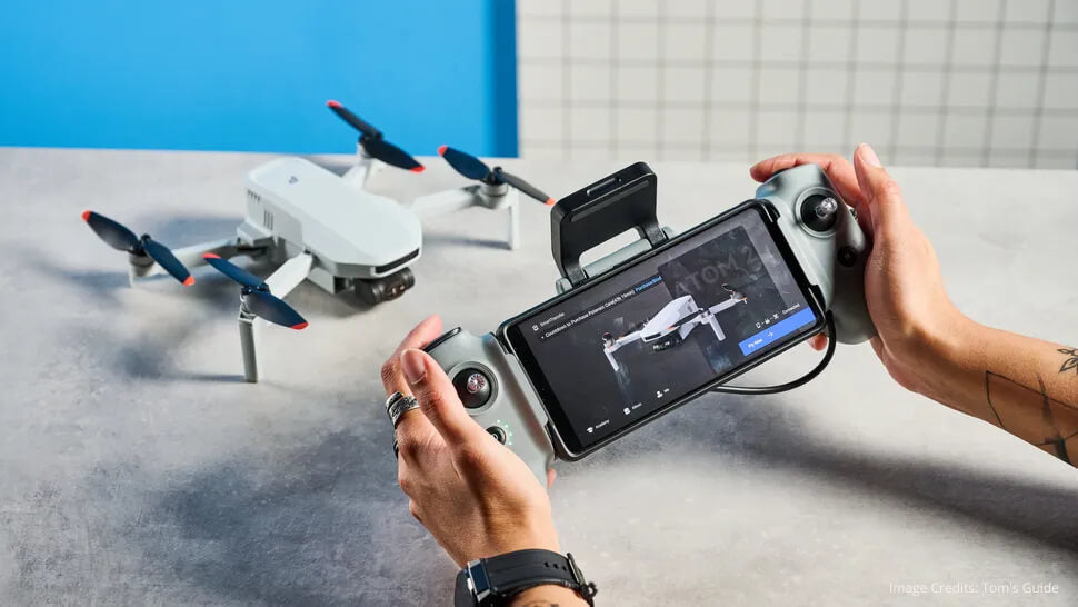 ATOM 2 for Beginners: How Easy Is It to Fly?